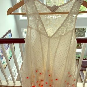 Lace orange and white top